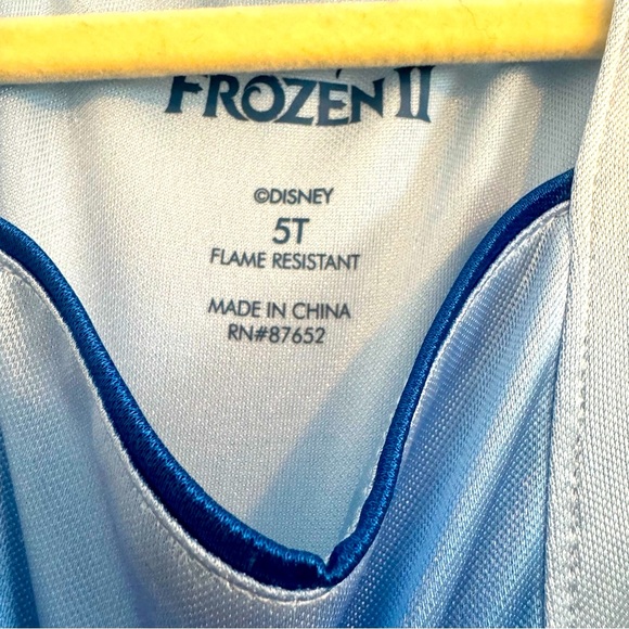 Bundle of Disney Princesses, Frozen and Stitch Nightgowns. Size 4/5 & 6/… - Picture 8 of 17